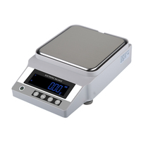 Balance de laboratoire STARCRAFT Balance de précision électronique Balance électronique populaire pour laboratoire 5000g-0.01g avec RS232 et batterie