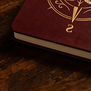 Diario di Lusso in Pelle PU Bordeaux con Foglia d'Oro e Rosa, Agenda Vintage Premium per Viaggiatori - Product Image 6