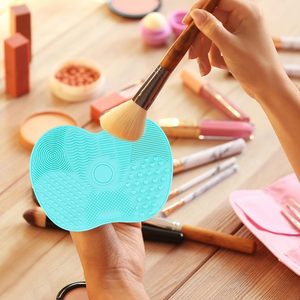 Almohadillas de limpieza de brochas de maquillaje portátiles de alta calidad, alfombrilla limpiadora de brochas de maquillaje de silicona - Product Image 4