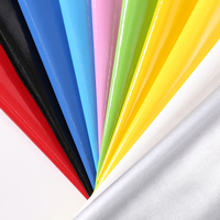 0.4mm Ultra-Mince 100% Polyester Tissu Élastique Miroir Surface En Cuir Verni Gants De Boxe Tablier Factice En Cuir Artificiel