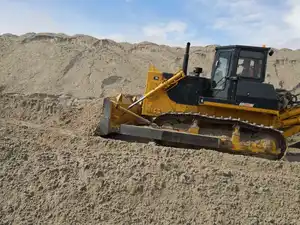 Sıcak satış için kazakistan'da SHANTUI 260hp paletli buldozer SD26