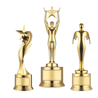 Trophées personnalisés de métaux de football Shining Glory Award Star Metal Trophy for Winner