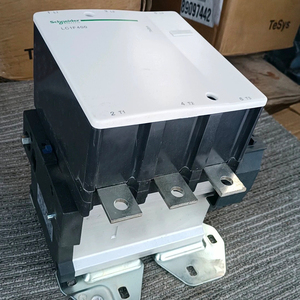 Contactor de CA de Tres Niveles Serie LC1F400 - Product Image 6