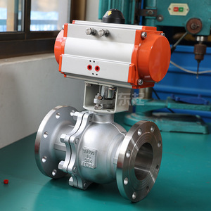 Vanne à boisseau sphérique à bride en acier inoxydable East Pneumatic DN100 304 pour eau, vapeur et huile - Product Image 1