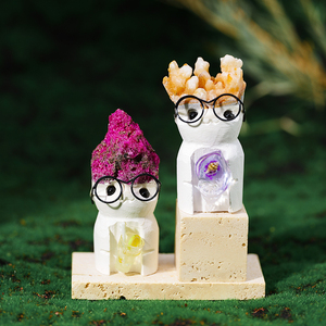 Venta al por mayor de cristal crudo natural cueva ornamento <span class=keywords><strong>Groot</strong></span> muñeca con gafas de cristal artesanía regalo de cumpleaños - Product Image 2