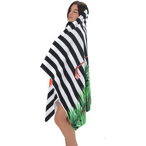 Serviette de plage d'été en microfibre de polyester colorée à séchage rapide, imprimée, hypoallergénique et personnalisable – Meilleure vente - Product Image 1