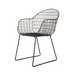 北欧承包网铁Rrame钢丝侧餐椅黑色白色套椅