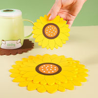 Nouveau design Tapis de table et dessous de plat isolant anti-brûlure style nordique tournesol pour la maison