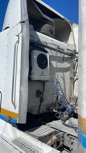 Climatisation de stationnement KingClima Split 12V/24V 2600W Compresseur à scroll électrique pour camion OE EA-26W R134a - Product Image 4