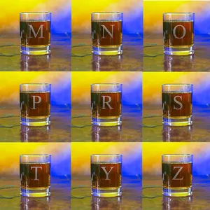 Geëtst Monogram A-Z Gepersonaliseerde Scotch Gegraveerde Whiskyglazen Set Van 4 Op Maat Gemaakte Bourbon Geschenken