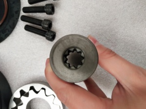 Pompe de charge hydraulique A4VG71 de bonne qualité, 22 dents à l'avant, 9 dents à l'arrière - Product Image 2