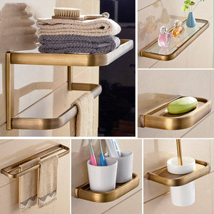 Ensemble d'accessoires de salle de bain standard en cuivre massif, à fixation murale : porte-serviettes, panier de rangement, porte-savon, porte-brosse WC - Product Image 2