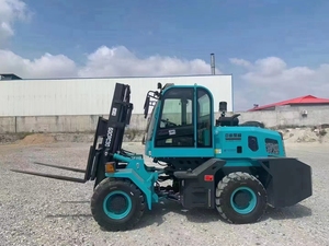 Nueva carretilla elevadora de terreno 3,5 toneladas Tracción en las cuatro ruedas Carretilla elevadora todoterreno Neumáticos Chaoyang - Product Image 4