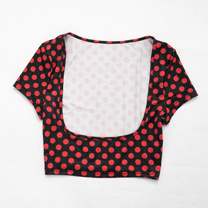 Set di Moda Trendy per Donne: Top Corto Stampato e Leggings Corti, Completo <span class=keywords><strong>Sexy</strong></span> in Tre Pezzi per Club - Product Image 6