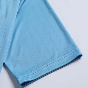 2526 i tipi di attrezzature per l'allenamento di <span class=keywords><strong>calcio</strong></span> di alta qualità, comprese le divise delle <span class=keywords><strong>squadre</strong></span> di <span class=keywords><strong>calcio</strong></span> e l'<span class=keywords><strong>abbigliamento</strong></span> sportivo. - Product Image 2