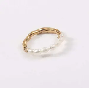 Wholesale Statement Rings 18k Gold Plated Pearl Beads Elastic String Stainless Steel Rings Women