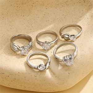 Yiwu Aceon in acciaio inossidabile colata da donna singolo diamante gioielli da sposa <span class=keywords><strong>con</strong></span> promessa di amore a forma di mano <span class=keywords><strong>con</strong></span> cuore quadrato rotondo - Product Image 3