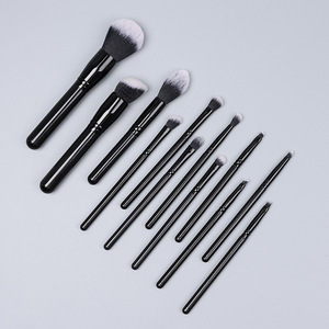 Set de 12 Brochas de Maquillaje con Tubo Negro <span class=keywords><strong>para</strong></span> Sombras de Ojos, Cejas y Iluminador de Esquina de Ojos - Product Image 2