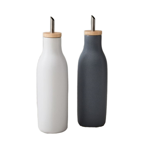 Botella de aceite de oliva de cerámica moderna personalizada para almacenamiento de especias, para uso en la cocina - Product Image 1