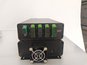 Mini EDFA TL-1550-4 * 16dbm 4 ports 1550nm avec l'équipement optique de <span class=keywords><strong>fibre</strong></span> de 16dB CATV de haute performance - Product Image 5