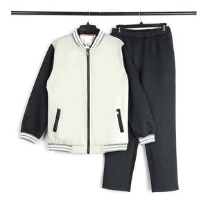 Ensemble uniforme scolaire pour garçons, tricoté en mélange polyester-coton, gaufré, pour l'automne et le printemps, costume de sport, couleur et logo personnalisables <span class=keywords><strong>YIAO</strong></span> - Product Image 2