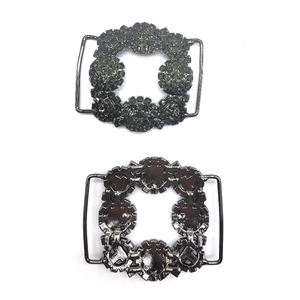 Boucle de ceinture en métal strass <span class=keywords><strong>noir</strong></span> personnalisé Connecteurs de bikini strass en métal résistant à la rouille - Product Image 3