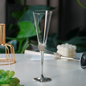 Gobelet en verre cristal diamant de luxe créatif <span class=keywords><strong>Flûte</strong></span> de haute qualité pour la maison Cocktail vin Logo <span class=keywords><strong>personnalisable</strong></span> Ensemble Highball classique - Product Image 3