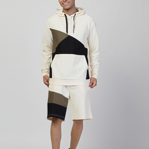 ชุดเซ็ตฮู้ดดี้และกางเกงขาสั้นสีพื้นระบายอากาศสำหรับผู้ชาย ฤดูใบไม้ร่วง พร้อมโลโก้สั่งทำพิเศษ สวมใส่สบายๆ - Product Image 1