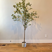 Plantes artificielles Simulation en gros d'eucalyptus vert pour la décoration de jardin à la maison