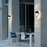 Lampe murale solaire intelligente d'extérieur en aluminium étanche RGB LED avec contrôle par application pour jardin et patio – Vente en gros