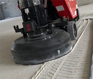 Robot de ponçage de sol automatique pour béton avec planification de trajectoire par laser, contrôle par application et franchissement d'obstacles - Product Image 3