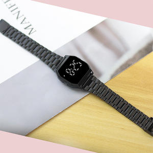 นาฬิกาอิเล็กทรอนิกส์แฟชั่น <span class=keywords><strong>F91w</strong></span> ชุบโลหะด้วยไฟฟ้ารุ่นใหม่เกาหลีนาฬิกาคู่ไฟ LED สำหรับวัยรุ่นนักเรียน - Product Image 6