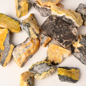 Indonesia Natural Natural Hornet jasper Rough <b>Raw</b> Stone Ore <b>Raw</b> Semi Precious Stone Quartz <b>Crystal</b> for Healing Reiki - Product Image 3