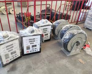 Camión <span class=keywords><strong>cisterna</strong></span> de 5000 <span class=keywords><strong>litros</strong></span>/<span class=keywords><strong>3000</strong></span> galones de segunda mano equipado con equipo de repostaje, barril de pistola de aceite y neumáticos de gran tamaño - Product Image 5