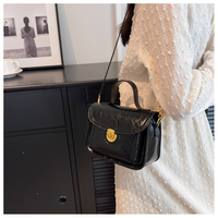 Sac à main vintage brillant pour femme, en cuir PU effet craquelé personnalisé, avec fermoir métallique, mini sac bandoulière à poignée supérieure