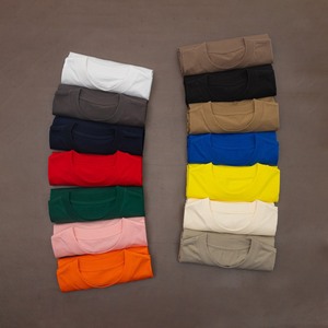 Tissu tricoté long avec logo du fabricant T-shirt en coton personnalisé de haute qualité pour hommes, manches courtes surdimensionnées, imprimé - Product Image 1