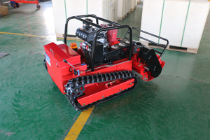 Tondeuse agricole FT-120A avec moteur de 15 CV, idéale pour vergers et terrains vagues, fonctionne de manière stable sur 45 cm. °   Pentes raides. - Product Image 2