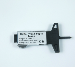 Medidor de Profundidad de Banda de Rodadura de Neumáticos, <span class=keywords><strong>Regla</strong></span> de Plástico para Medir la Profundidad de la Banda de Rodadura, Medidor Electrónico <span class=keywords><strong>Digital</strong></span> con Pantalla, Azul/Rojo - Product Image 2