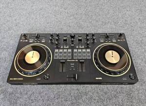 Pioneer DJ DDJ-REV1 2-Channel Scratch DJ Controller Serato DJ Lite With DJ Carrying Bag And CUE1 Headphones Starter Bundle - Product Image 4