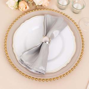 Serviette de table en satin rayée avec bande tonale pour les projets de planification d'événements en gros, les salles de banquet et les lieux de mariage - Product Image 1