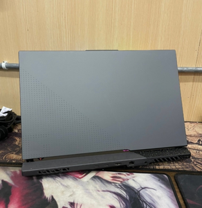 โน้ตบุ๊คเกมมิ่ง Asus Strix Rog Strix 7 PLUS รุ่นดั้งเดิม สำหรับแล็ปท็อป Asus R9 7945HX RX4060 16+1TB มือสอง - Product Image 2