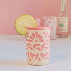 Copas de Cerámica para Tequila Estilo Taravilla Mexicana con Diseños Pintados a Mano - Product Image 1