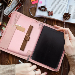 <span class=keywords><strong>เคส</strong></span>หนังพียูลายไบเบิ้ลพร้อมที่คั่นหนังสือไบเบิลอุปกรณ์การศึกษา - Product Image 4