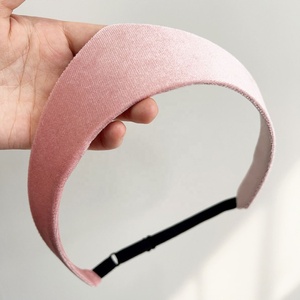 2026 英国复古天鹅绒发带女式手工皇冠大容量发带加垫复古美学发饰 - Product Image 4