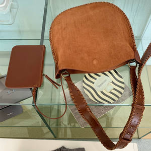 กระเป๋าหนังนิ่มสะพายไหล่สำหรับผู้หญิงกระเป๋าสไตล์โบฮีเมียนสำหรับวันหยุดฤดูหนาว - Product Image 4