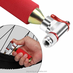 Bomba de Bicicleta Portátil de Acero CO2 de 29g, Mini Bomba de Emergencia con Válvula Schrader/Presta, Compatible con <span class=keywords><strong>Cartuchos</strong></span> de Presión de 130-160 PSI - Product Image 4