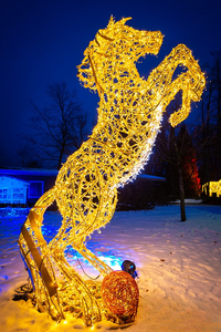 Scultura Decorativa di Animali 3D LED Personalizzata per Esterni, Grande Motivo a Cavallo con Luci a Corda, Decorazioni Natalizie - Product Image 2