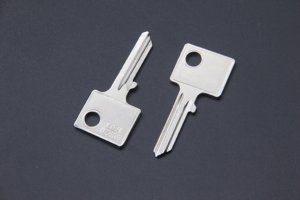 BUR20 1703 Llave en blanco de hierro completo Alta dureza para coincidencia y reparación de cerraduras Suministro a granel - Product Image 3