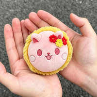 Porte-clés personnalisé en peluche animale mignonne, jouet en peluche doux, breloque florale pour sac avec broderie, anneau métallique, cadeau personnalisé