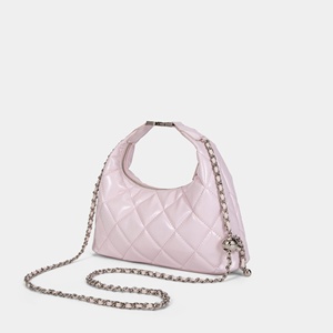 Nouveau style printemps-été - <span class=keywords><strong>Sac</strong></span> <span class=keywords><strong>à</strong></span> <span class=keywords><strong>main</strong></span> matelassé inspiré avec chaîne, <span class=keywords><strong>à</strong></span> porter <span class=keywords><strong>à</strong></span> l'épaule ou en bandoulière, avec fermeture éclair - Product Image 4